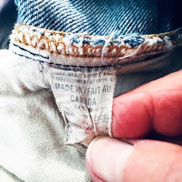 1970s Orange Tab R No Coin Pocket Levi's Jeans with Care Label Made in Canada - Picture 9 of 13